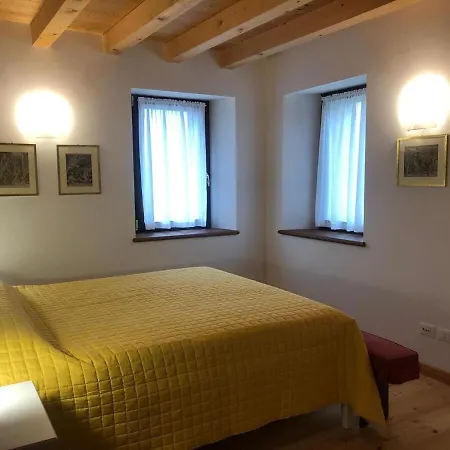 40 Min From The Dolomites Borgo Moretti-4 & Pool Сasa de vacaciones